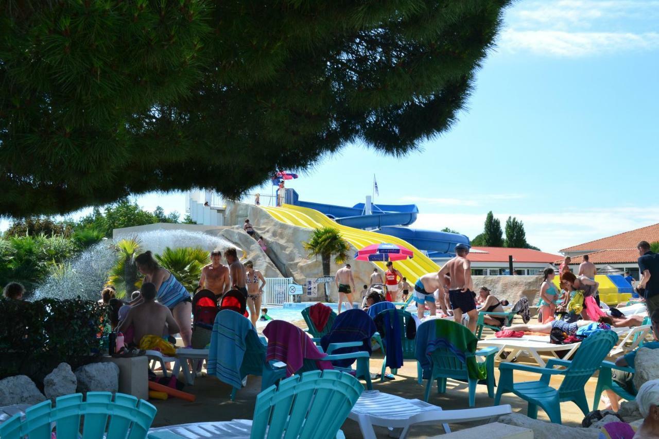 Camping Les Charmettes- Les Mathes Esterno foto