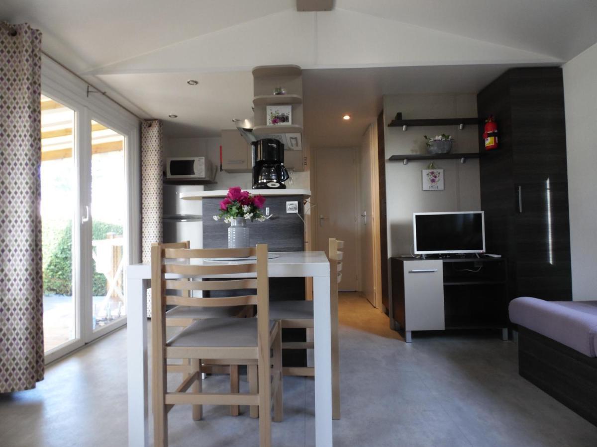Camping Les Charmettes- Les Mathes Esterno foto